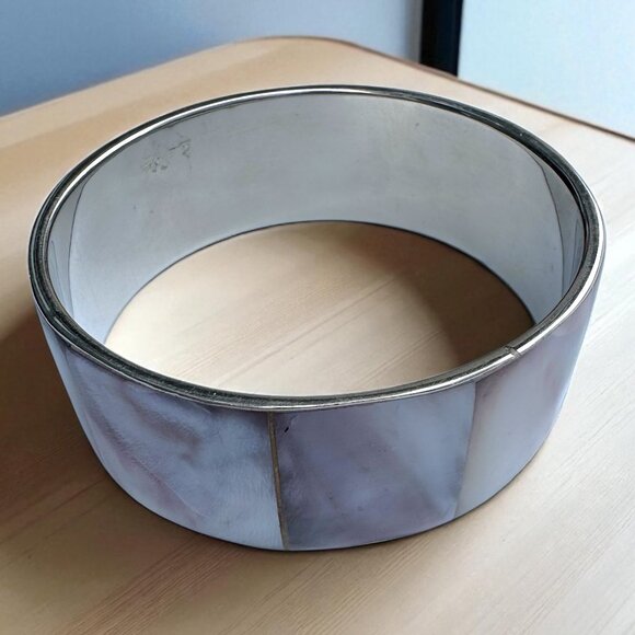 Silver Tone Bangle Bracelet Grey Blue Abalone Shells Panels Costume Jewelry - Picture 2 of 6